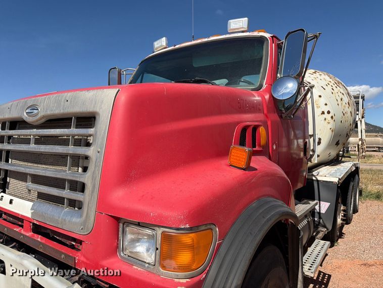 image for item FM7664 2004 Sterling Truck L9500 Series ready mix truck