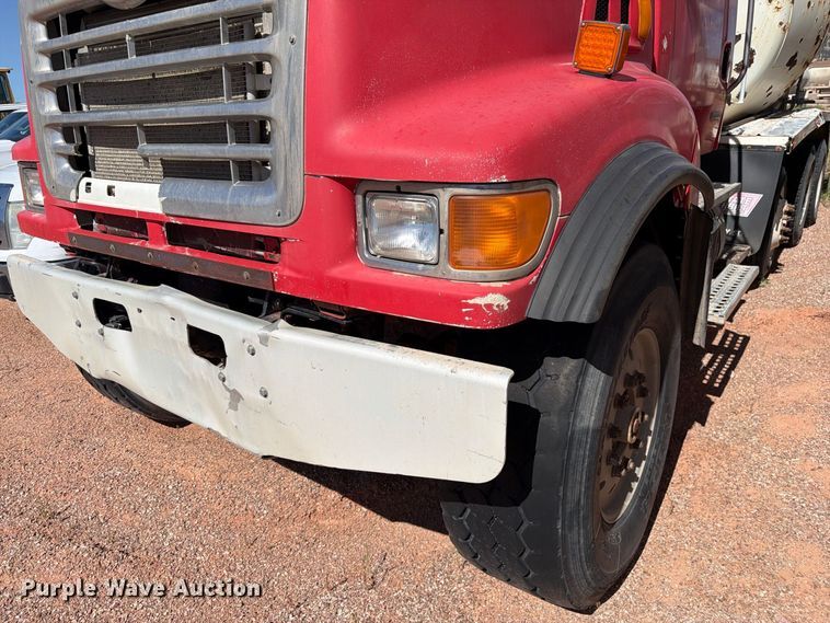 image for item FM7664 2004 Sterling Truck L9500 Series ready mix truck