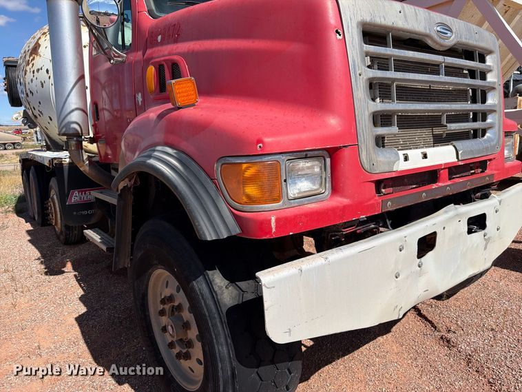 image for item FM7664 2004 Sterling Truck L9500 Series ready mix truck