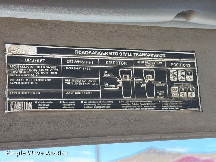 image for item FM7664 2004 Sterling Truck L9500 Series ready mix truck