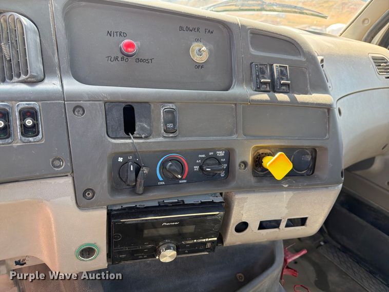 image for item FM7664 2004 Sterling Truck L9500 Series ready mix truck