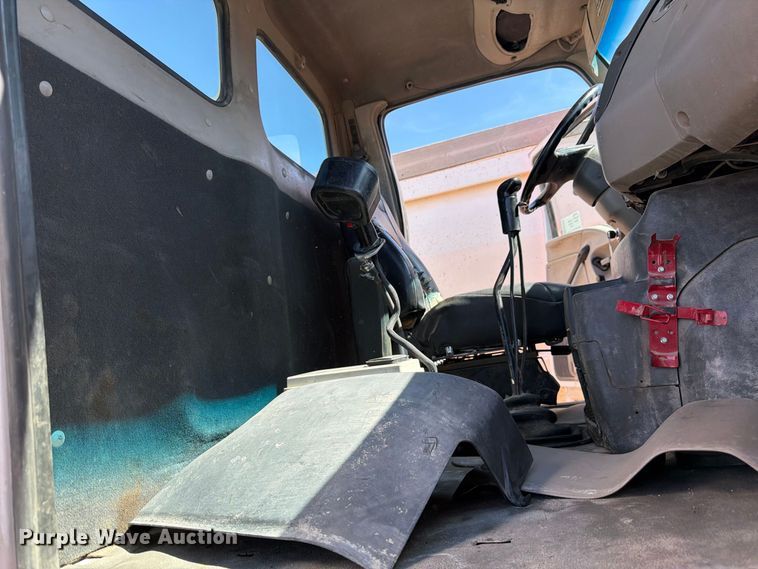 image for item FM7664 2004 Sterling Truck L9500 Series ready mix truck