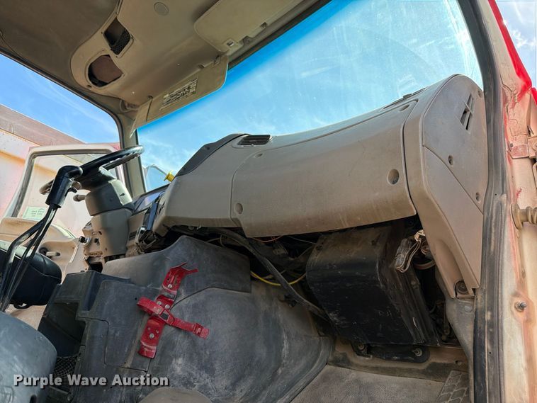 image for item FM7664 2004 Sterling Truck L9500 Series ready mix truck