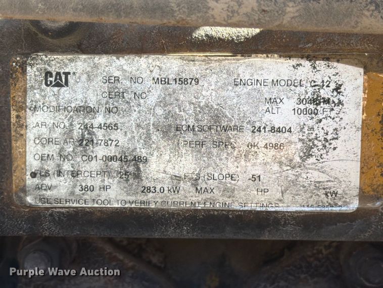 image for item FM7664 2004 Sterling Truck L9500 Series ready mix truck
