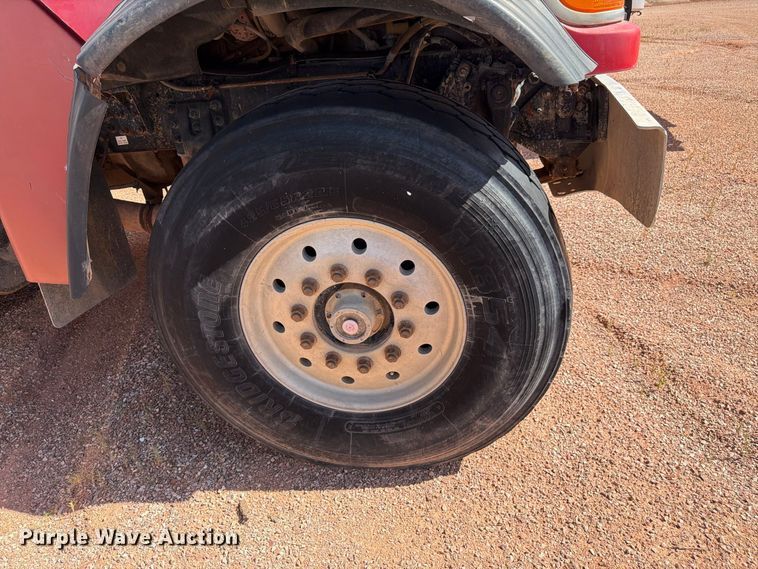 image for item FM7664 2004 Sterling Truck L9500 Series ready mix truck