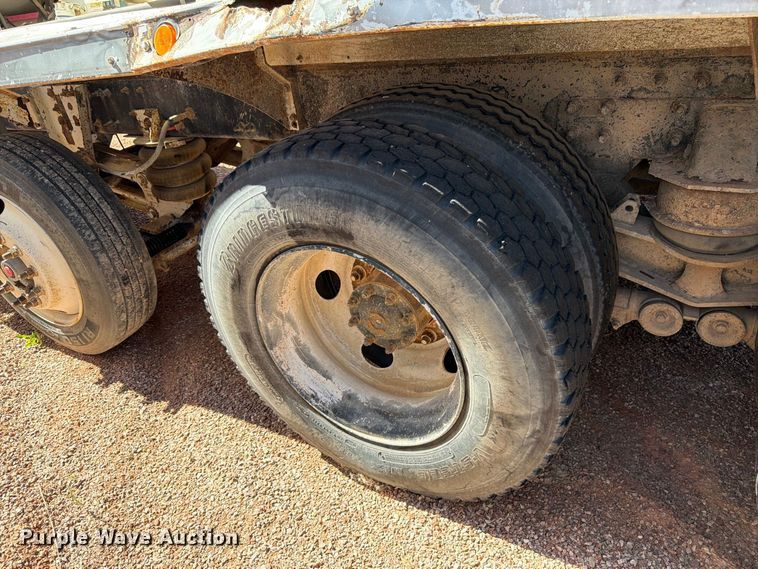image for item FM7664 2004 Sterling Truck L9500 Series ready mix truck