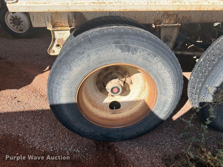 image for item FM7665 2002 Ranch bottom dump trailer