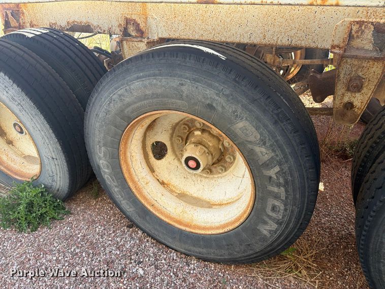 image for item FM7665 2002 Ranch bottom dump trailer