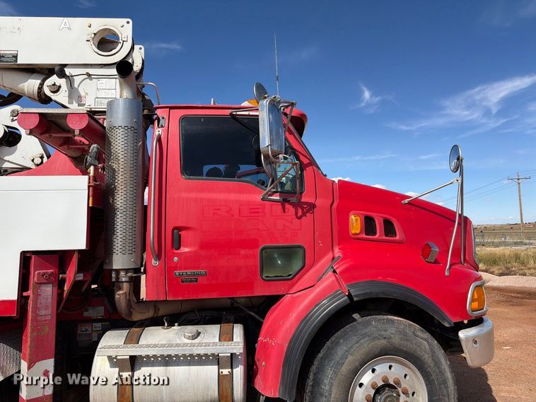 image for item FM7668 2006 Sterling Truck L9500 Series concrete pump truck