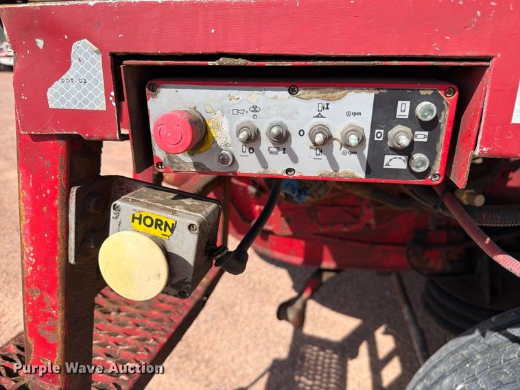 image for item FM7668 2006 Sterling Truck L9500 Series concrete pump truck