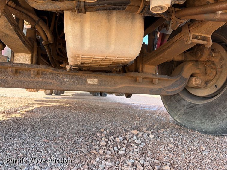image for item FM7668 2006 Sterling Truck L9500 Series concrete pump truck