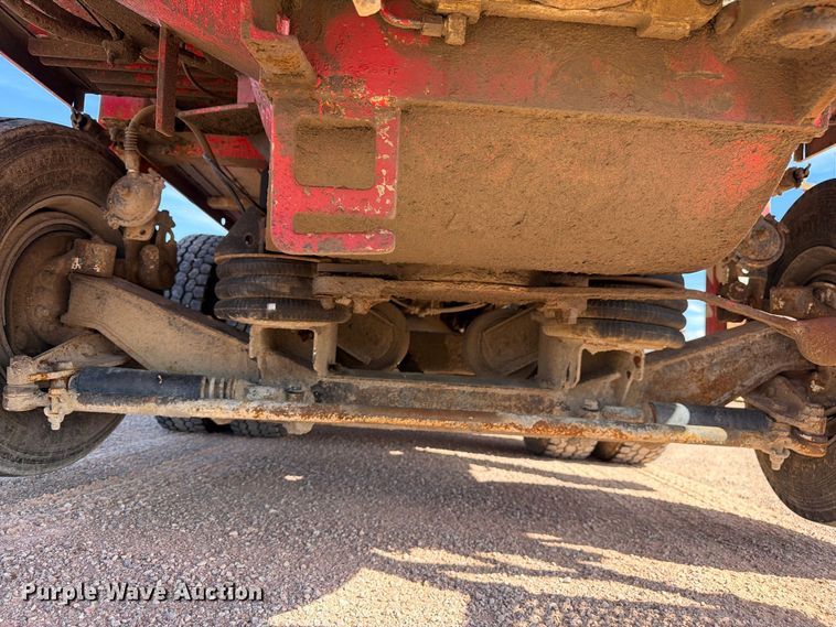 image for item FM7668 2006 Sterling Truck L9500 Series concrete pump truck
