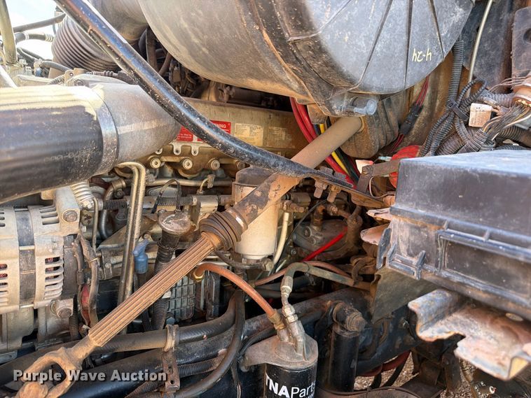 image for item FM7668 2006 Sterling Truck L9500 Series concrete pump truck