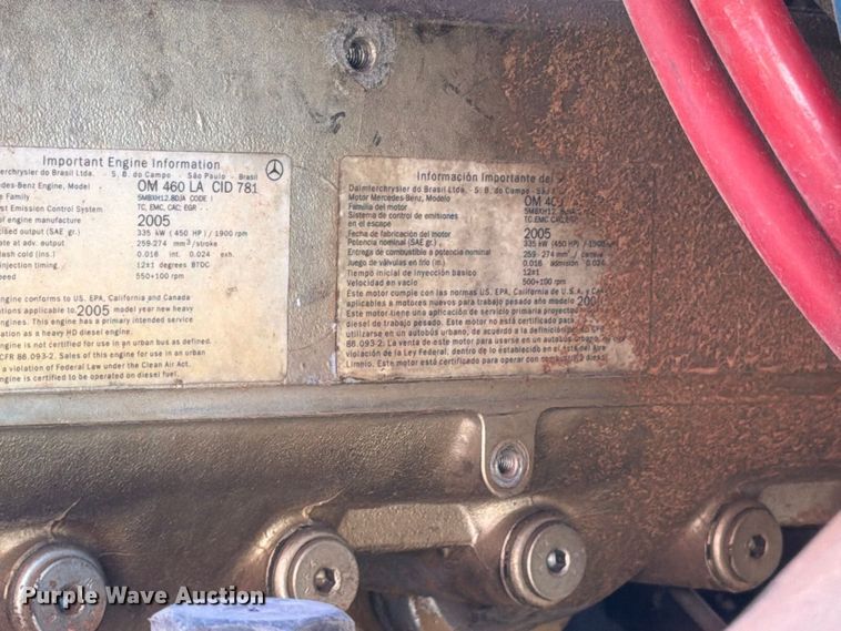image for item FM7668 2006 Sterling Truck L9500 Series concrete pump truck
