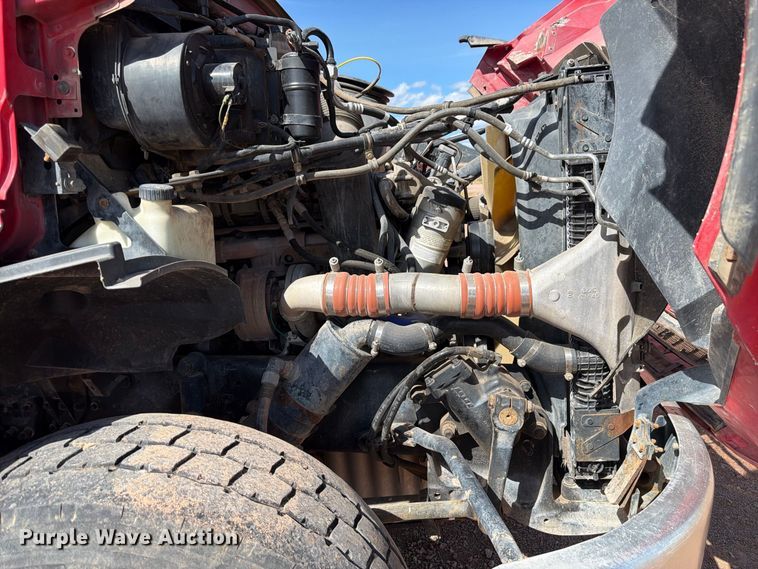image for item FM7668 2006 Sterling Truck L9500 Series concrete pump truck