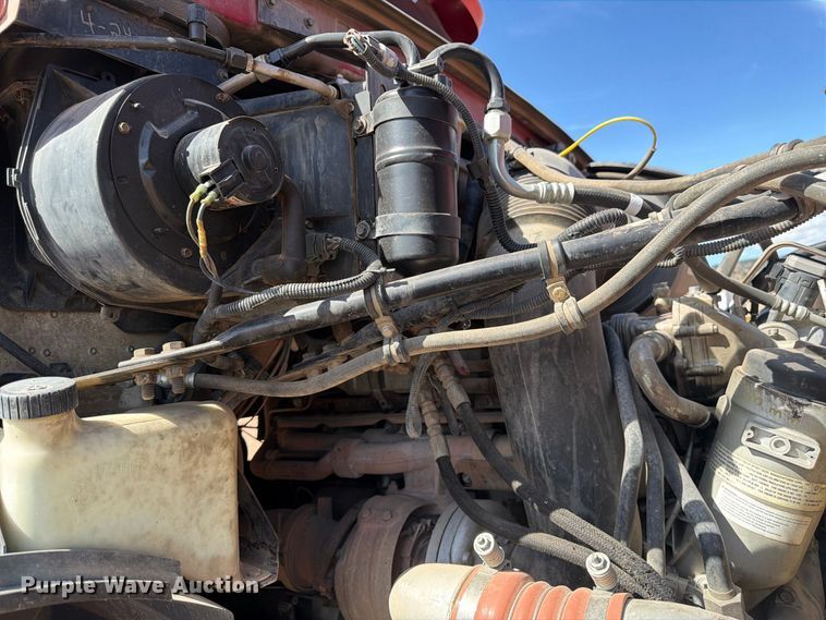 image for item FM7668 2006 Sterling Truck L9500 Series concrete pump truck