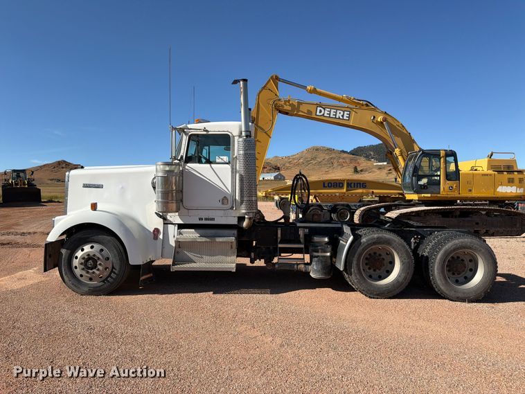 image for item FM7670 2005 Kenworth W900 semi truck