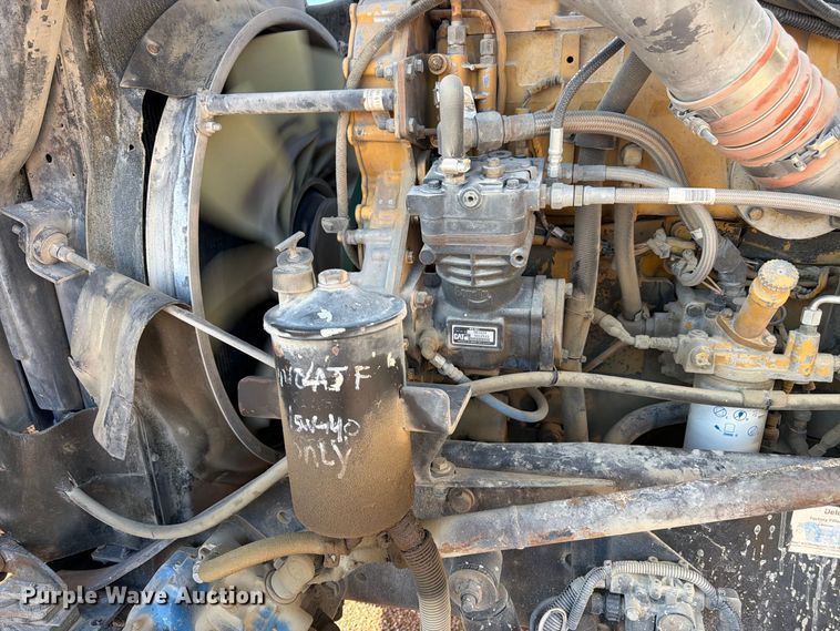 image for item FM7670 2005 Kenworth W900 semi truck