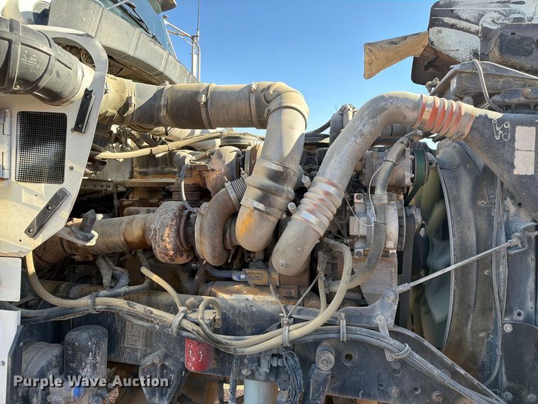 image for item FM7670 2005 Kenworth W900 semi truck