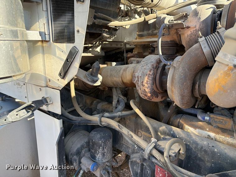 image for item FM7670 2005 Kenworth W900 semi truck