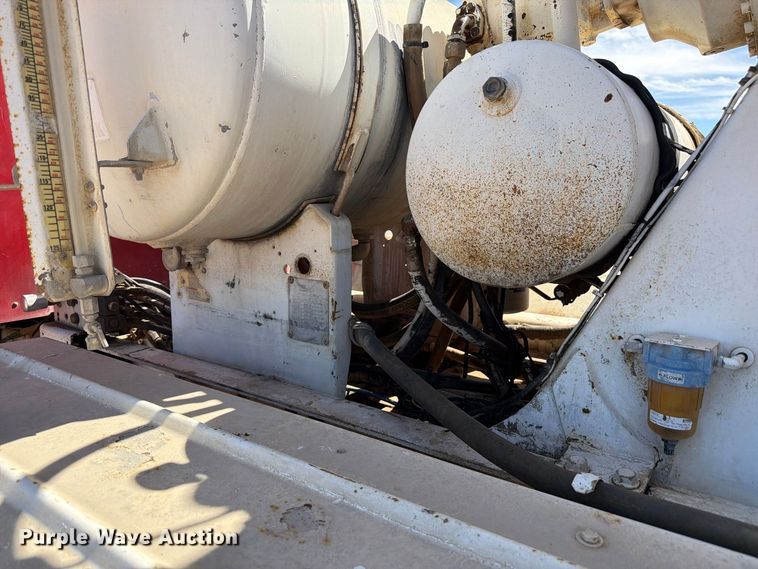 image for item FM7673 2003 Kenworth W900 ready mix truck