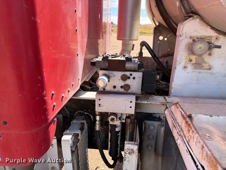 image for item FM7673 2003 Kenworth W900 ready mix truck