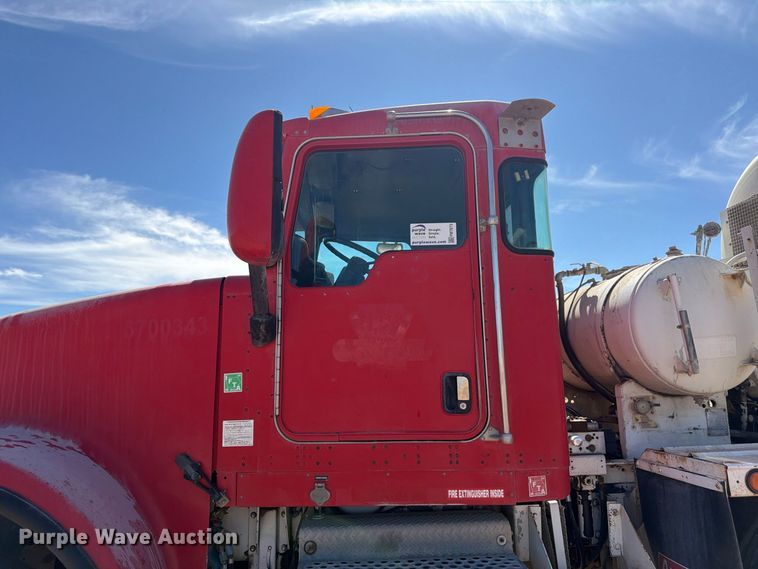 image for item FM7673 2003 Kenworth W900 ready mix truck