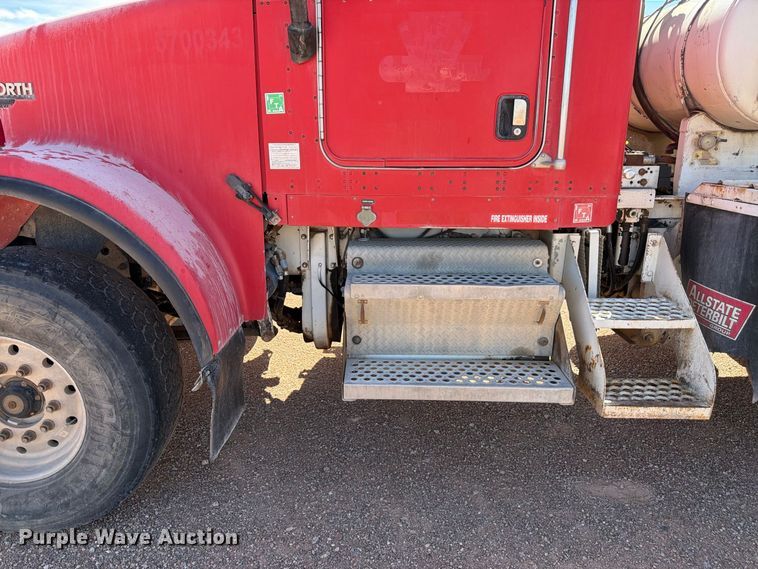 image for item FM7673 2003 Kenworth W900 ready mix truck
