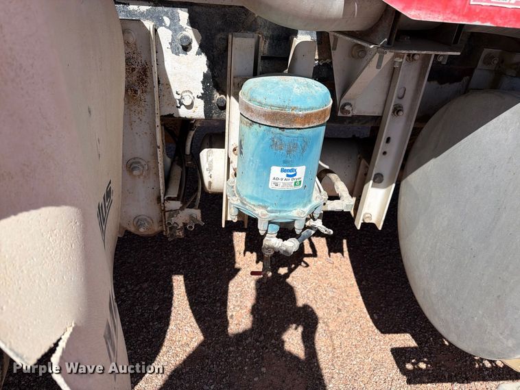 image for item FM7673 2003 Kenworth W900 ready mix truck