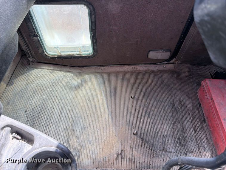 image for item FM7673 2003 Kenworth W900 ready mix truck