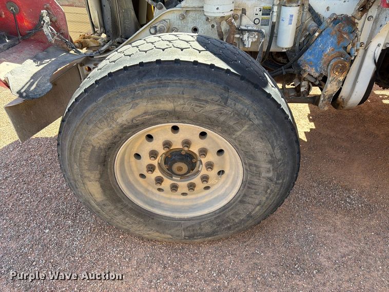 image for item FM7673 2003 Kenworth W900 ready mix truck