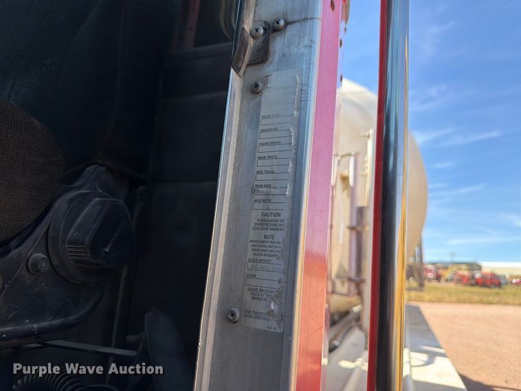 image for item FM7673 2003 Kenworth W900 ready mix truck