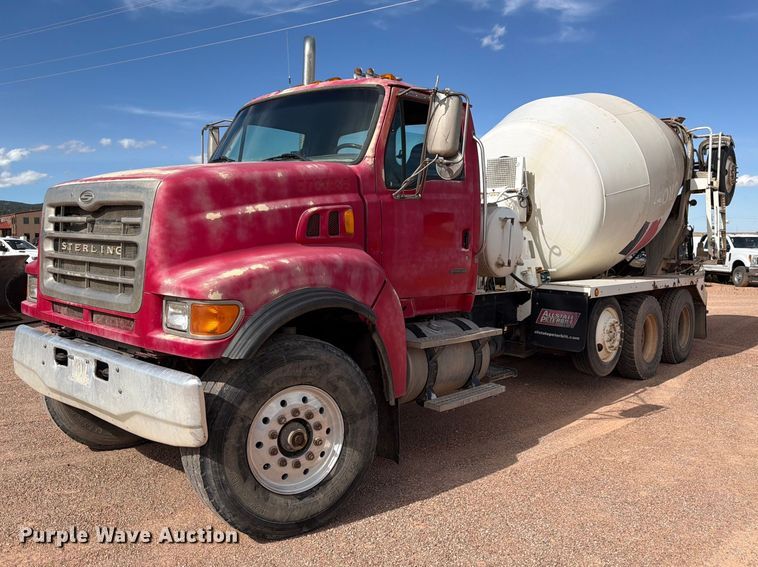 image for item FM7674 2006 Sterling Truck L9500 Series ready mix truck
