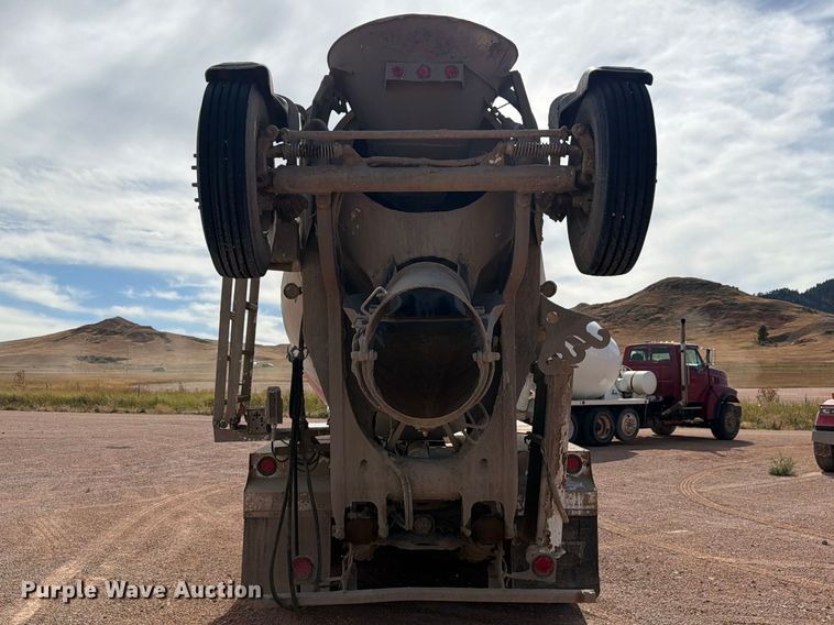 image for item FM7674 2006 Sterling Truck L9500 Series ready mix truck
