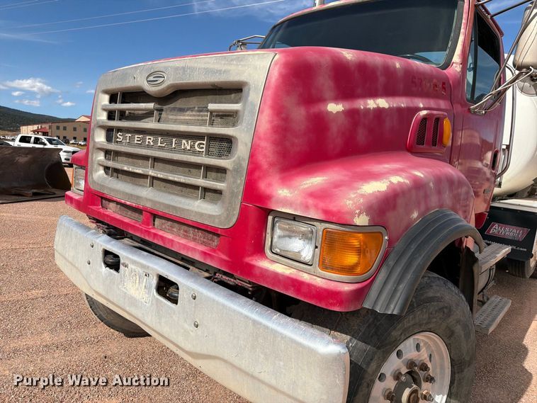 image for item FM7674 2006 Sterling Truck L9500 Series ready mix truck