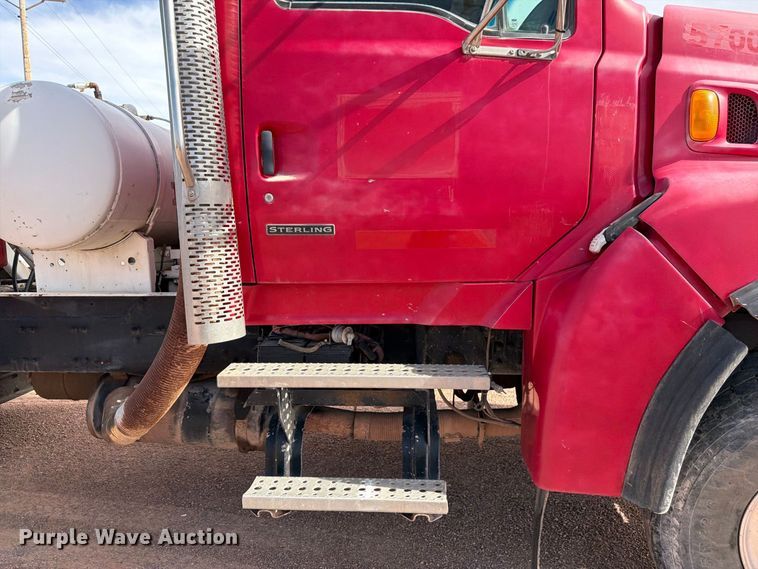 image for item FM7674 2006 Sterling Truck L9500 Series ready mix truck