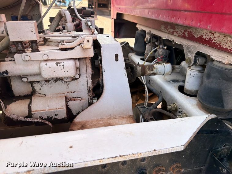 image for item FM7674 2006 Sterling Truck L9500 Series ready mix truck