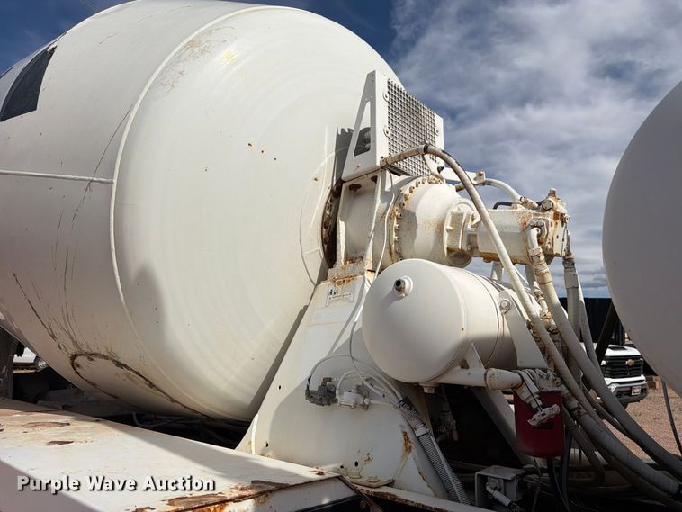 image for item FM7674 2006 Sterling Truck L9500 Series ready mix truck
