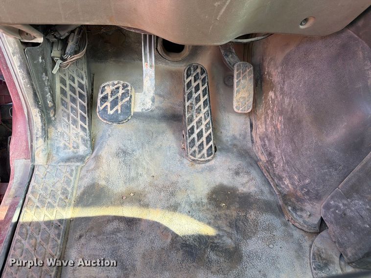 image for item FM7674 2006 Sterling Truck L9500 Series ready mix truck