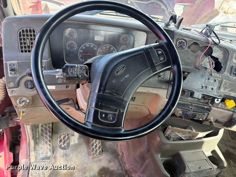 image for item FM7674 2006 Sterling Truck L9500 Series ready mix truck
