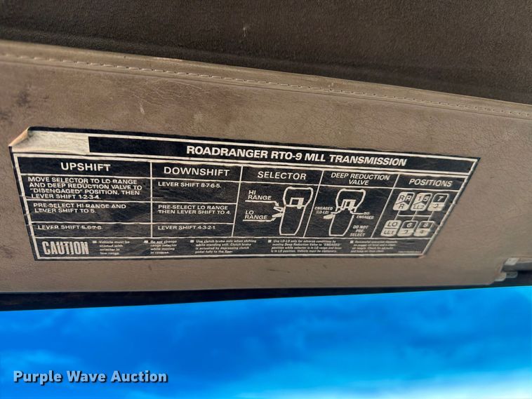 image for item FM7674 2006 Sterling Truck L9500 Series ready mix truck