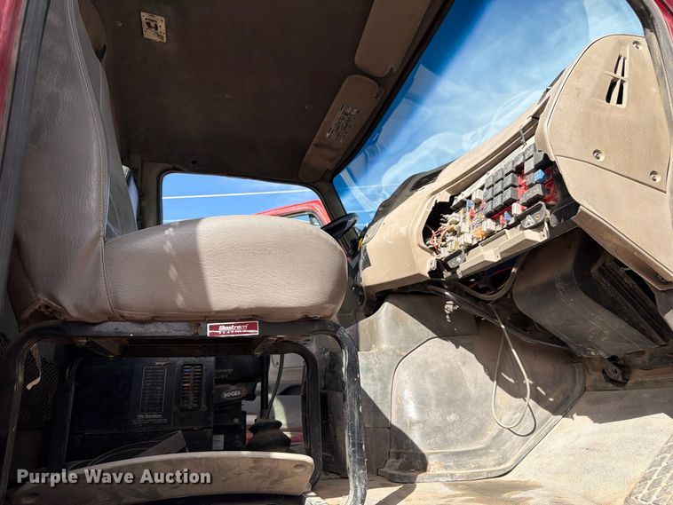 image for item FM7674 2006 Sterling Truck L9500 Series ready mix truck