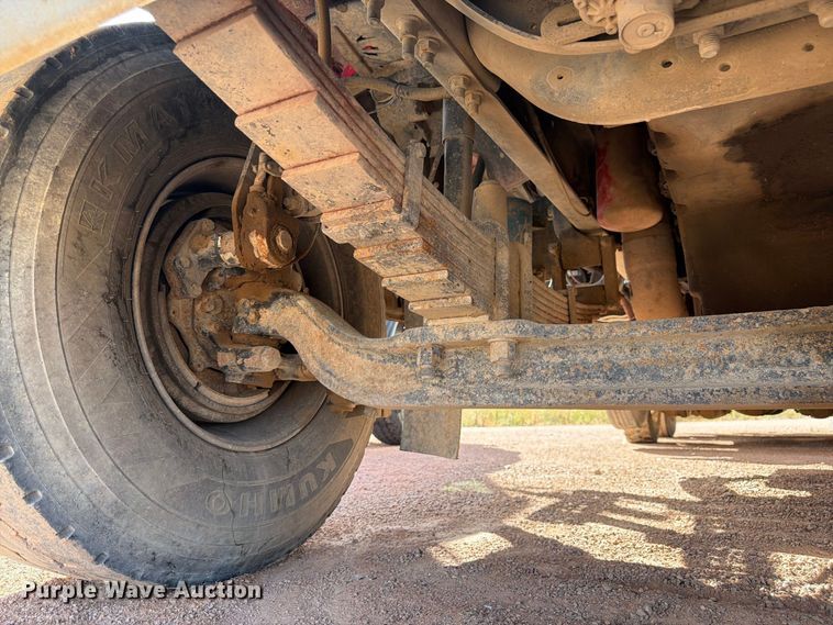image for item FM7674 2006 Sterling Truck L9500 Series ready mix truck