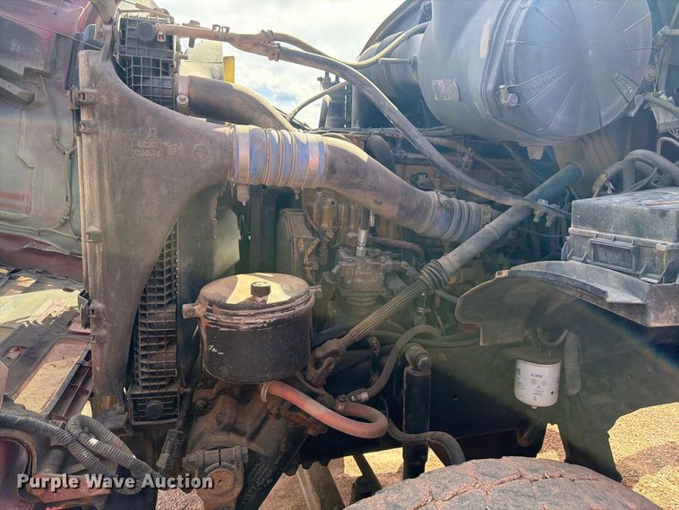 image for item FM7674 2006 Sterling Truck L9500 Series ready mix truck