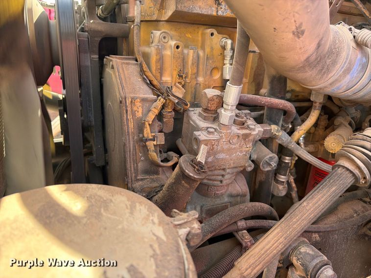 image for item FM7674 2006 Sterling Truck L9500 Series ready mix truck