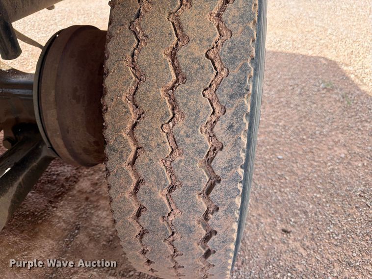 image for item FM7674 2006 Sterling Truck L9500 Series ready mix truck