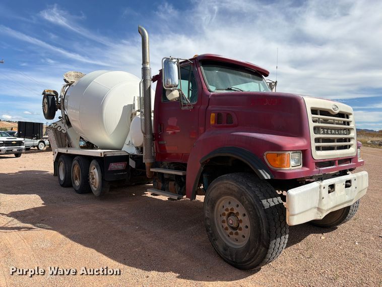 image for item FM7675 2006 Sterling Truck L9500 Series ready mix truck