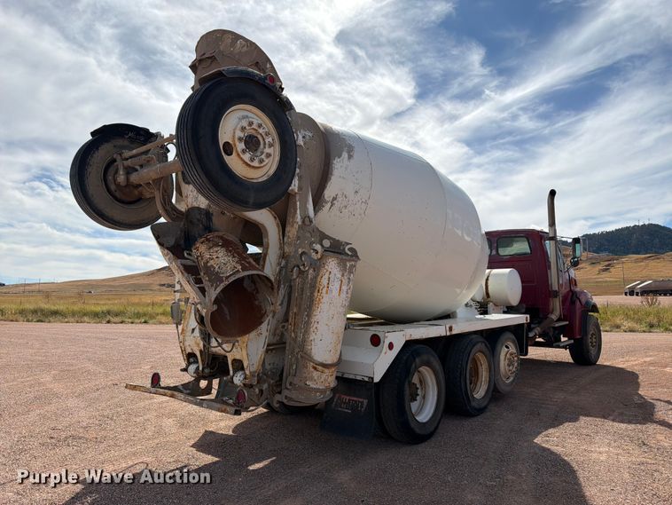 image for item FM7675 2006 Sterling Truck L9500 Series ready mix truck