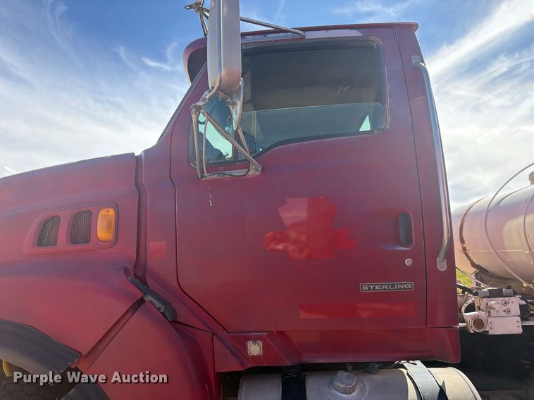 image for item FM7675 2006 Sterling Truck L9500 Series ready mix truck