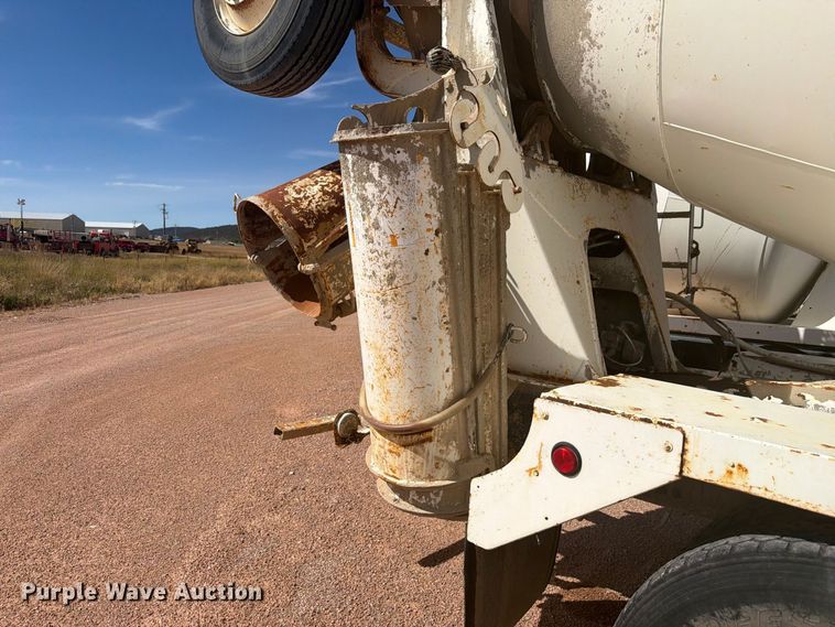image for item FM7675 2006 Sterling Truck L9500 Series ready mix truck